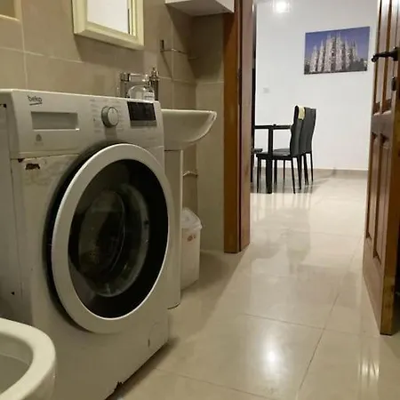 Happy House Apartment *