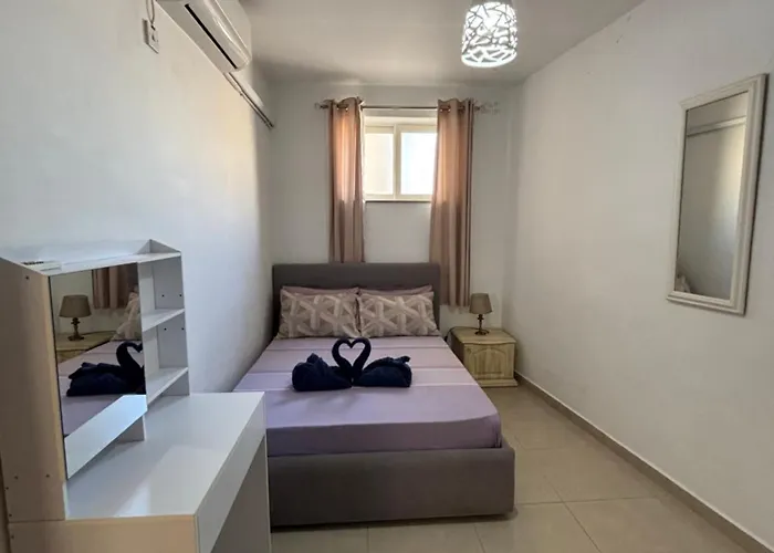 Happy House Apartment Pieta